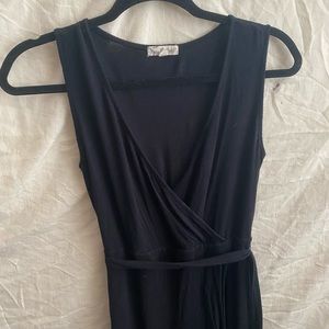 black v neck dress with slit
